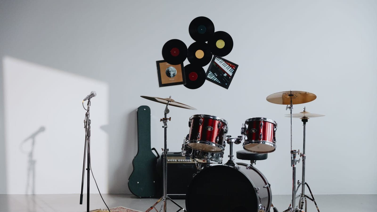 Spotify contrassegnerà con il badge «AI Persona» i profili artista generati con l'IA